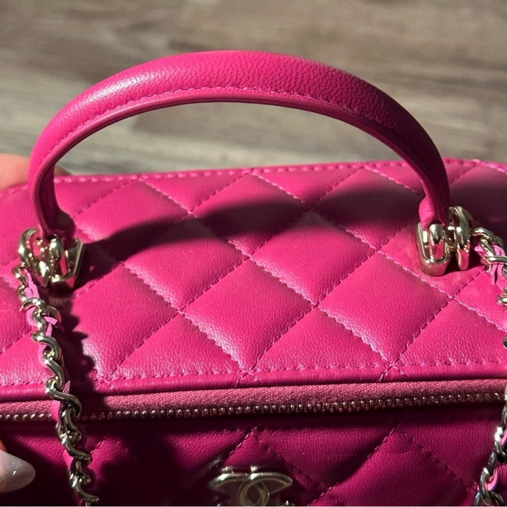 Chanel Lambskin Quilted Small Top Handle Vanity Case Fuschia Pink - Picture 7 of 11